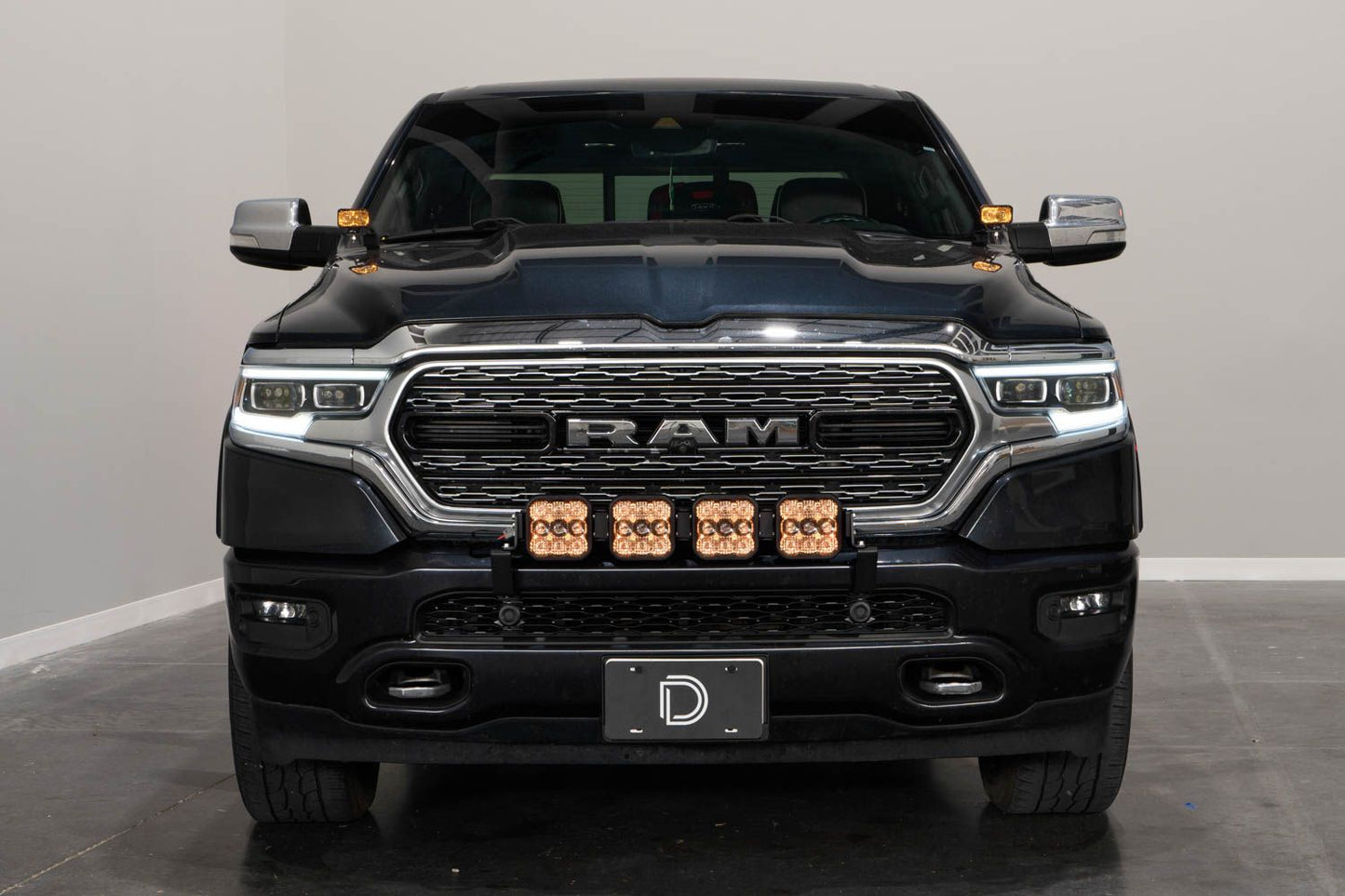 SS5 Grille CrossLink Lightbar Kit for 2019-2024 Ram 1500